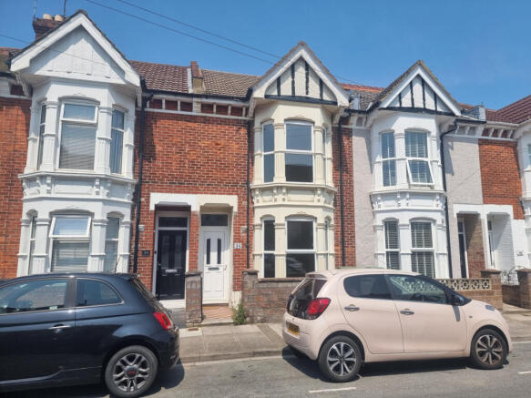 Beautiful period three bedroom two reception room