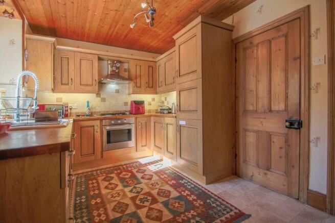 3 bed Terraced for sale Image 8
