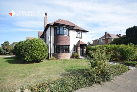 First Avenue, Clacton-on-sea, CO15 5AH