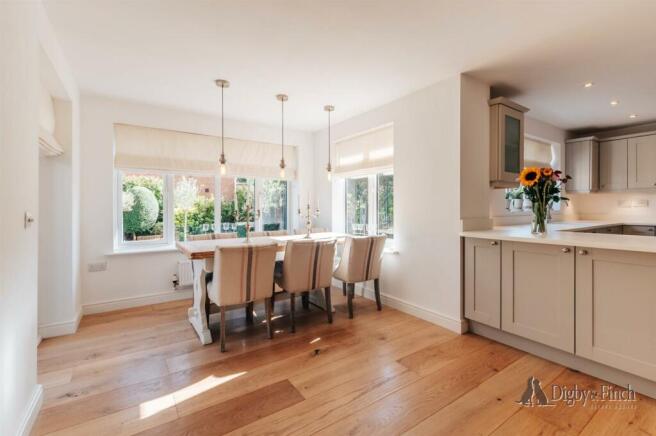 3 Witchley Close -14.jpg