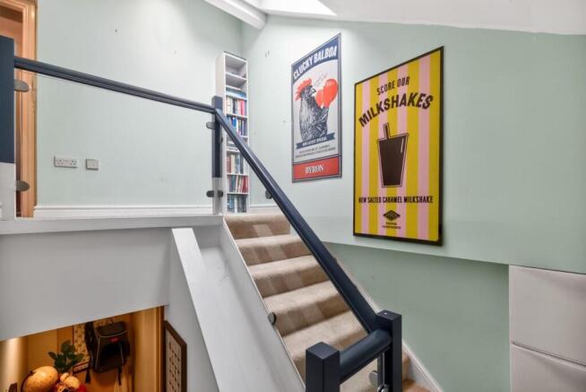 1 bed Flat for sale Image 7