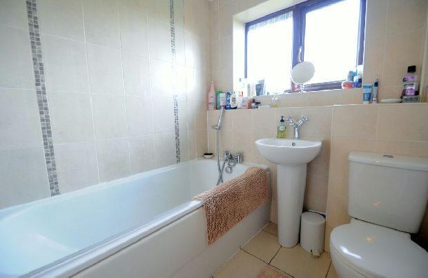 LUXURY BATHROOM/W.C.