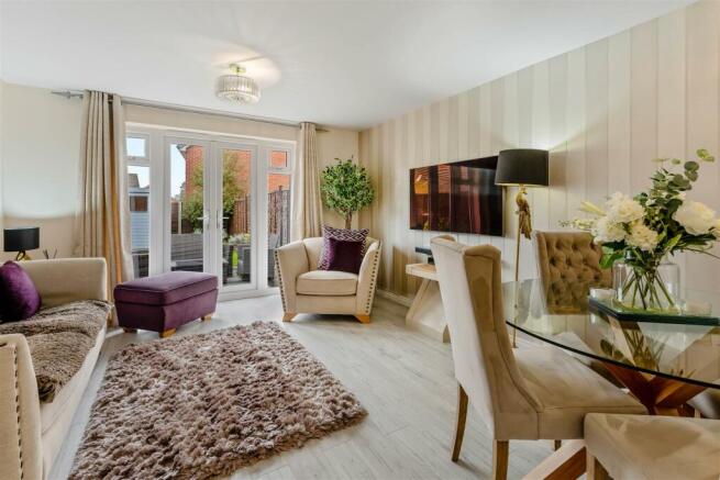Flint Close-1.jpg