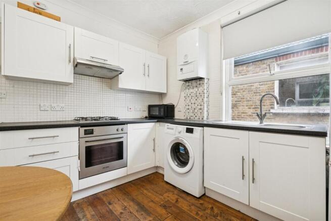 57a Glasford Street SW17 kitchen 3.jpg
