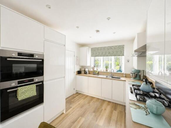 81 Lister Road - kitchen.jpeg