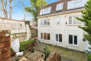 Flat 1, 10, East Street, Blandford Forum DT11 7DR