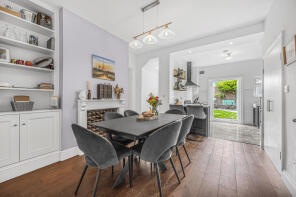 427, Lordship Lane, London SE22 8JN