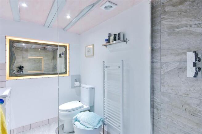 Bed 2 En-Suite
