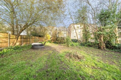Eaton Rise, Ealing Broadway, London, W5