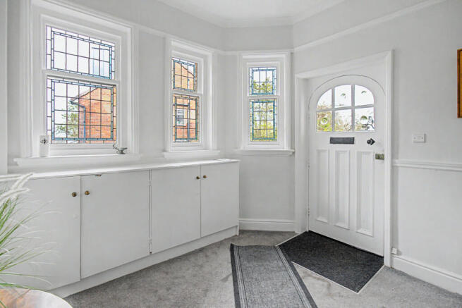 2 bed Apartment for sale Image 12