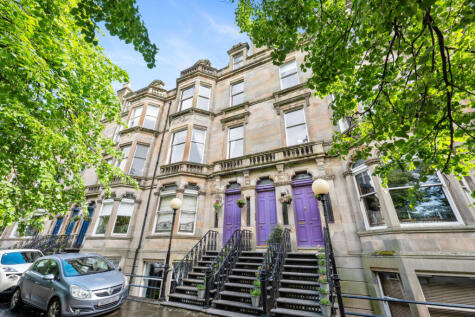 Flat B/2, 86 Queens Drive, Queens Park, G42 8BJ