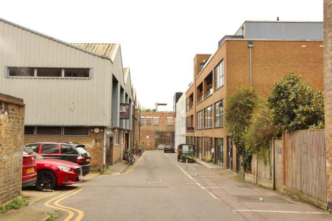 Shelford Place, N16