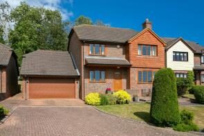 8, Spanton Crescent, Hythe CT21 4SF
