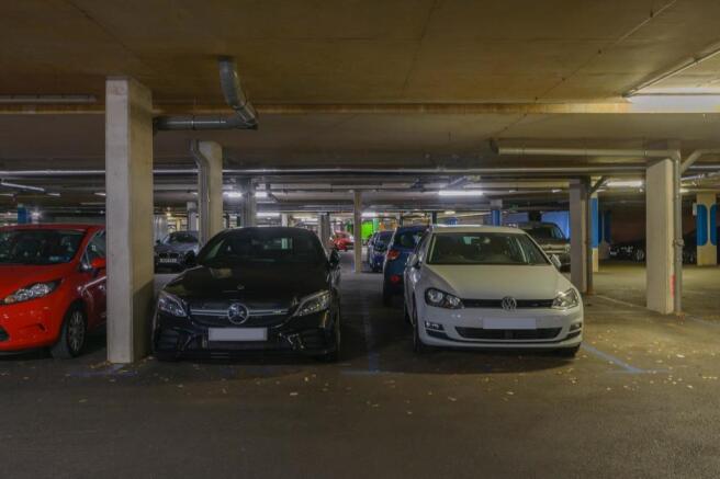 SKROWTNIAP004 - Parking A.jpg