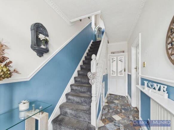 3 bed Semi-Detached for sale Image 8