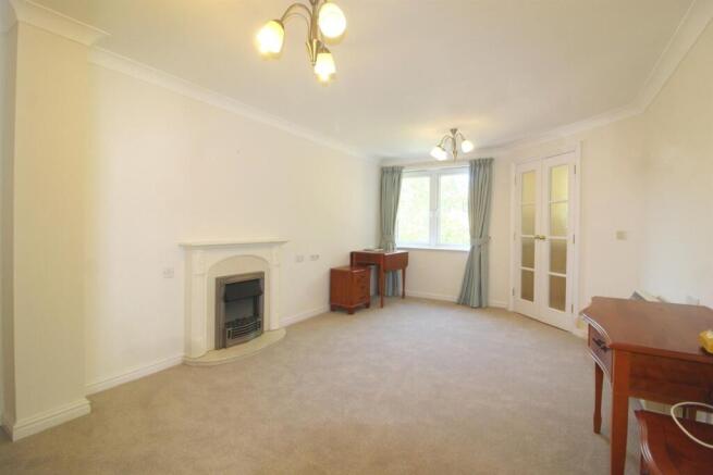 e Living room.jpg