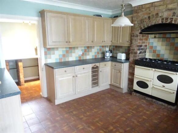 Fitted Kitchen