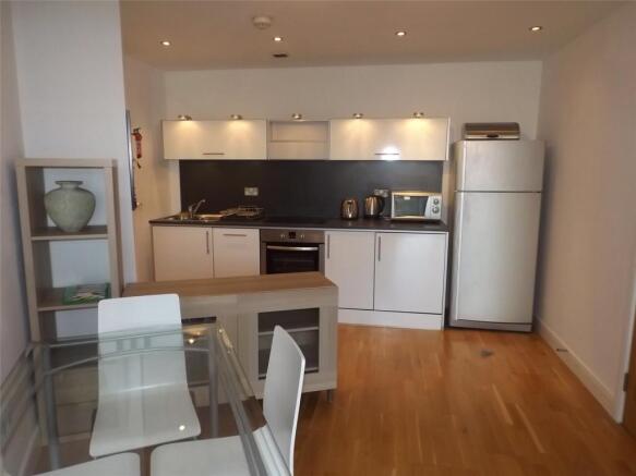 Kitchen/Dining Area