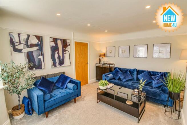 LOUNGE: