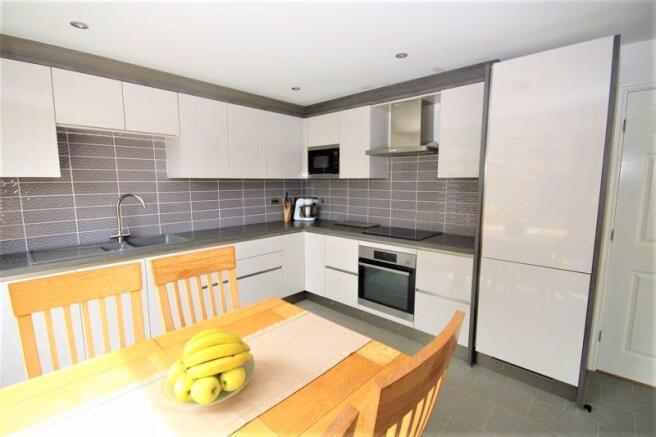 Kitchen/Dining Area