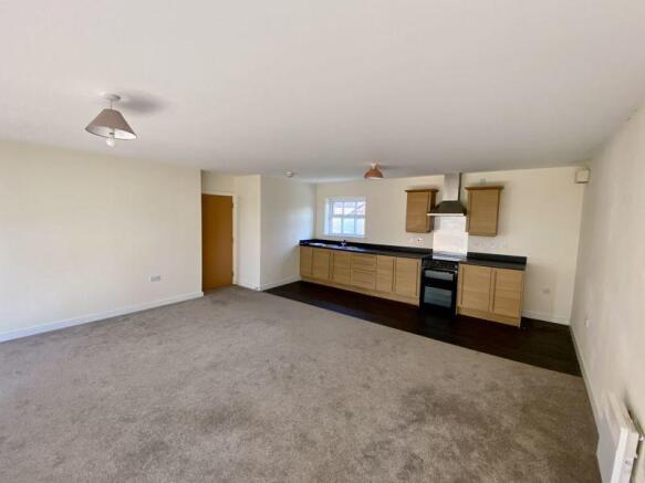 LIVING KITCHEN 