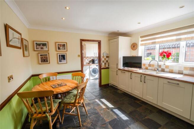 Kitchen (3)