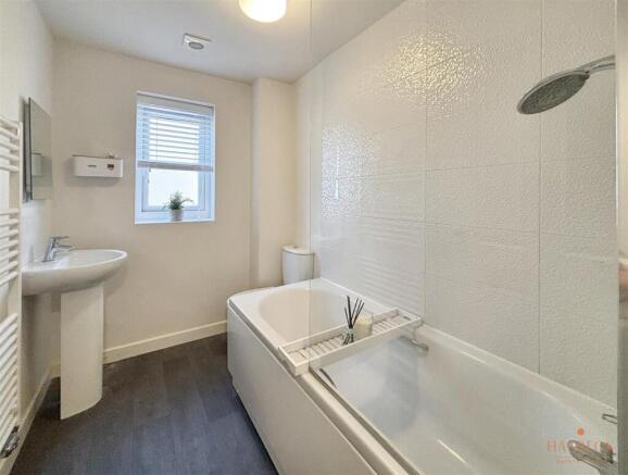 3 bed End of Terrace for sale Image 12