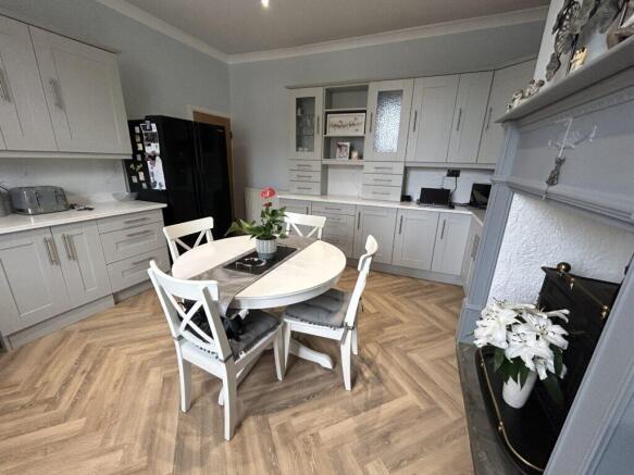 3 bed End of Terrace for sale Image 4