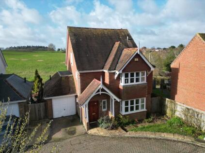 Smiths Field, Overton RG25