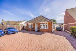 14, Salterns Lane, Hayling Island PO11 9PJ