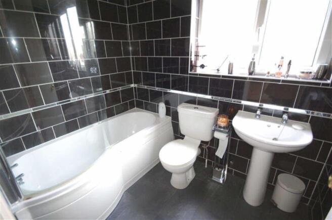 En-suite Bathroom