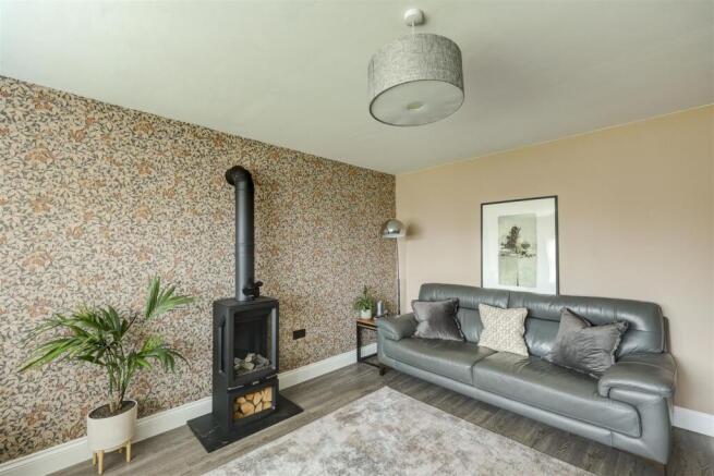 2 Ullesby Gardens