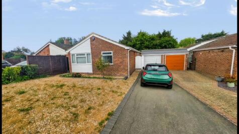 Manor Park Close, Hailsham, BN27
