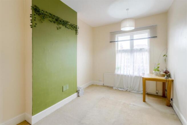 87 Wellingborough Road - Bedroom 1