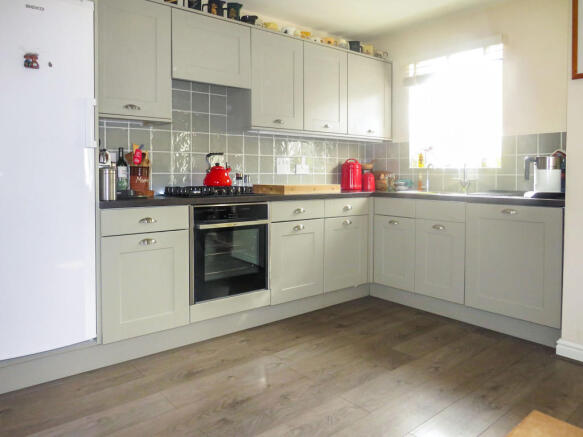 Lounge / Kitchen
