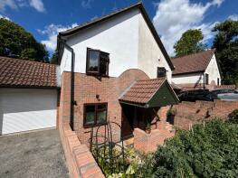 30, Alexandra Glen, Walderslade ME5 9EB