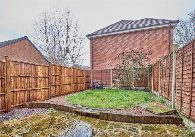 De Havilland Way 12.jpg