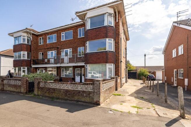 56 Castleton Boulevard (Skegness)-3