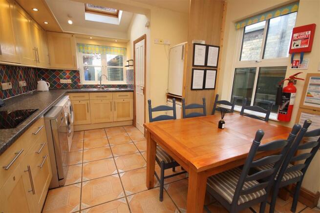 Kitchen 1