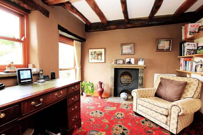 5 bed Barn Conversion for sale Image 11