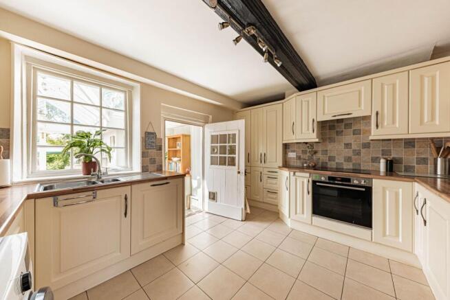 Kitchen (1)