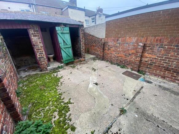 2 bed Terraced for sale Image 7