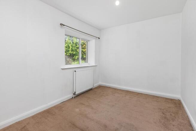 3 bed Terraced for sale Image 5