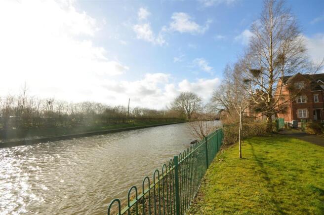 Canal View.jpg