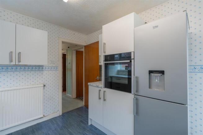 28 Siddington Avenue-5.jpg