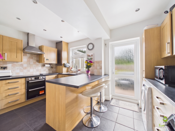 Presented by Nicoleta at EweMove Bexleyheath and D