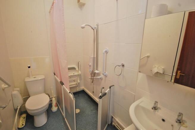 Photo 6