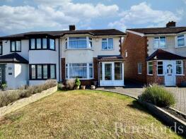 22, Wells Gardens, Rainham RM13 7LU