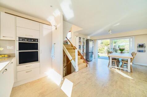 Tiverton Road, Silverton, Exeter
