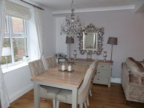 Lounge/Dining Room